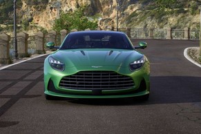 Aston-martin Db12 thumbnail 5