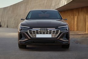 Audi Q8 Sportback e-tron thumbnail 5