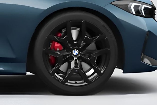 BMW 3 Series thumbnail 3