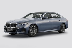 BMW 5 Series thumbnail 4