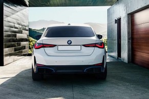 BMW i4 thumbnail 7