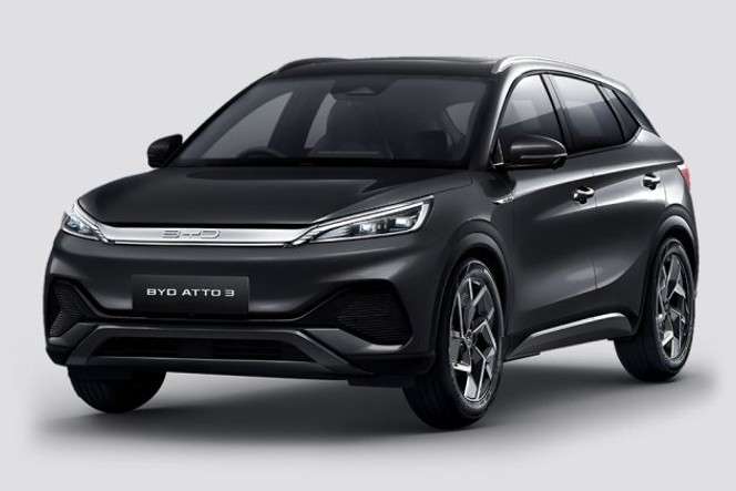 BYD Atto 3 thumbnail 2