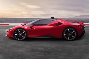 Ferrari SF90 Stradale thumbnail 5