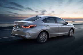 Honda City Hybrid thumbnail 5