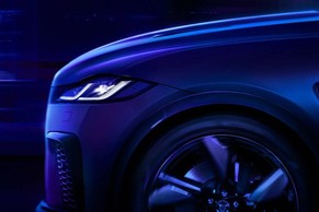 Jaguar F-Pace thumbnail 4