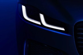 Jaguar F-Pace thumbnail 5