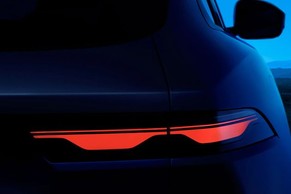 Jaguar F-Pace thumbnail 6