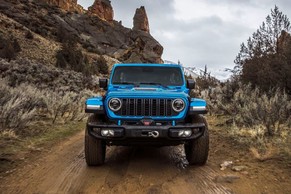 Jeep Wrangler thumbnail 5