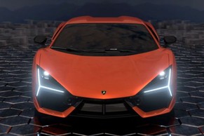 Lamborghini Revuelto thumbnail 5