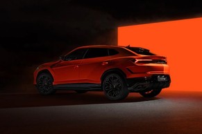 Lamborghini Urus thumbnail 5