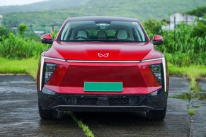 Mahindra XEV 9e thumbnail 5