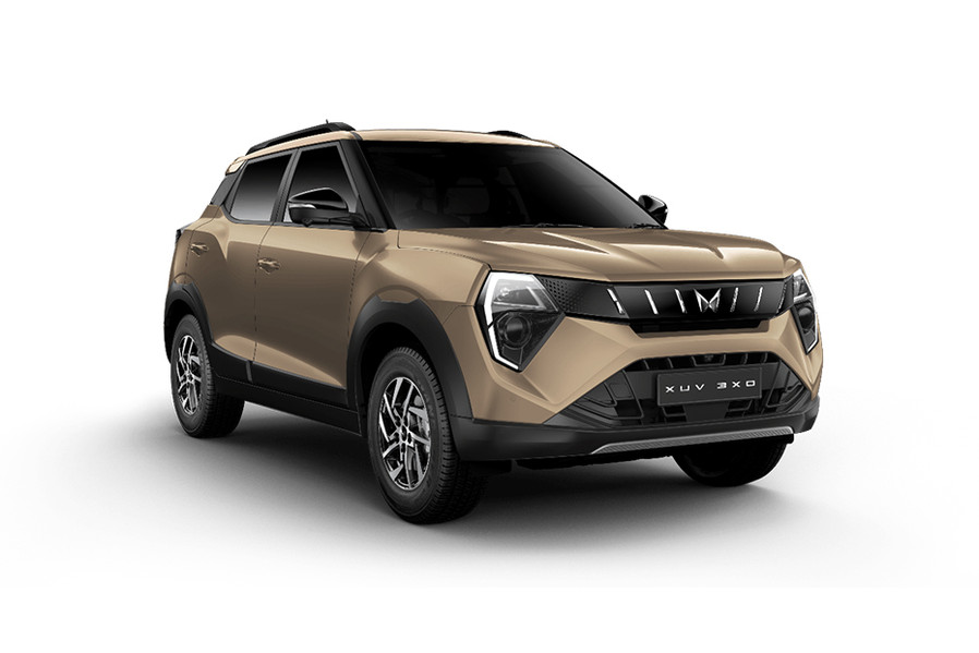 Mahindra XUV 3XO in Dune Beige