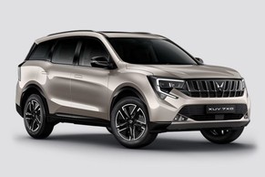 Mahindra XUV 7XO thumbnail 4