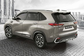 Maruti Invicto thumbnail 5