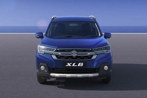 Maruti XL6 thumbnail 5