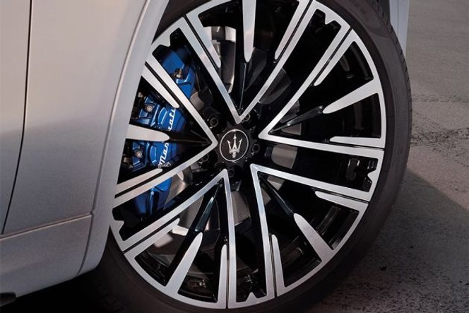 Maserati Grecale thumbnail 3