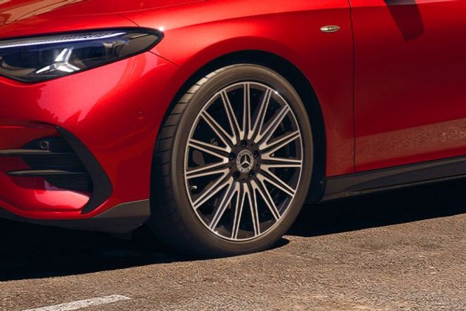 Mercedes-Benz CLA Electric thumbnail 3