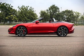 MG Cyberster thumbnail 6