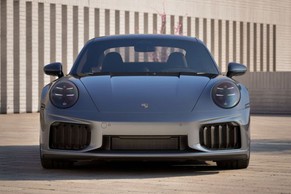 Porsche 911 thumbnail 5