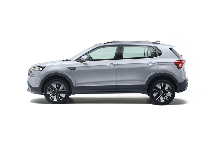 Skoda Kushaq Facelift in Brilliant Silver