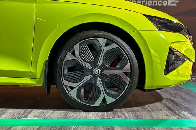 Skoda Octavia RS thumbnail 3