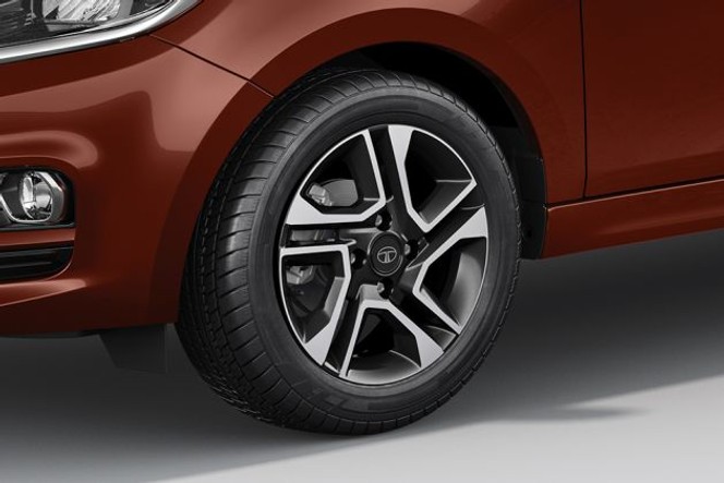 Tata Tigor thumbnail 3