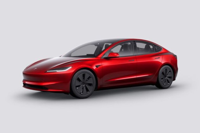 Tesla Model 3 thumbnail 2