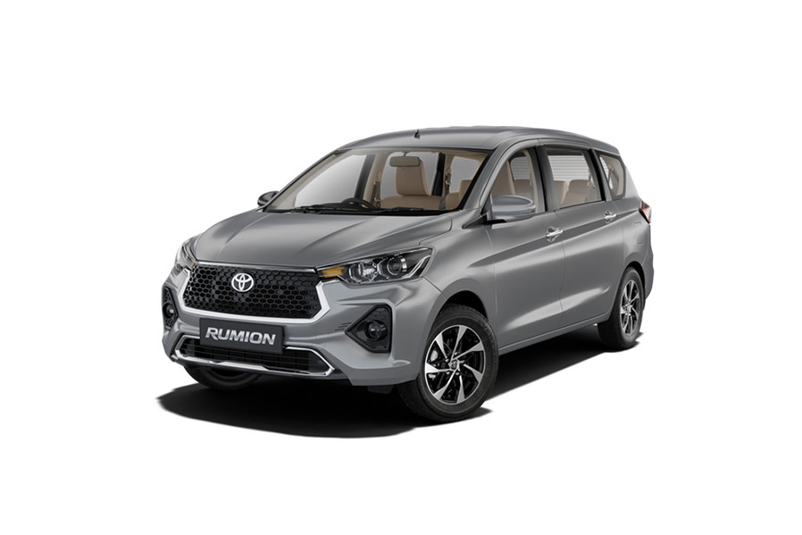 Toyota Rumion in Enticing Silver