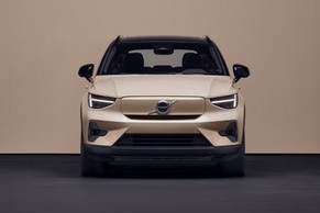 Volvo EX40 thumbnail 5